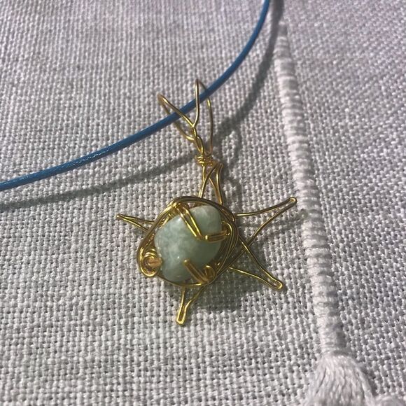💚 GREEN AVENTURINE WIREWRAPPED STAR PENDANT NECKLACE 🔫💚 - Picture 2 of 6